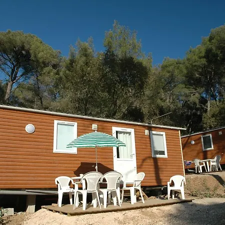 Campsite Domaine Residentiel De Plein Air Odalys La Foret De Janas 4*