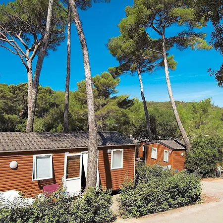 Campsite Domaine Residentiel De Plein Air Odalys La Foret De Janas